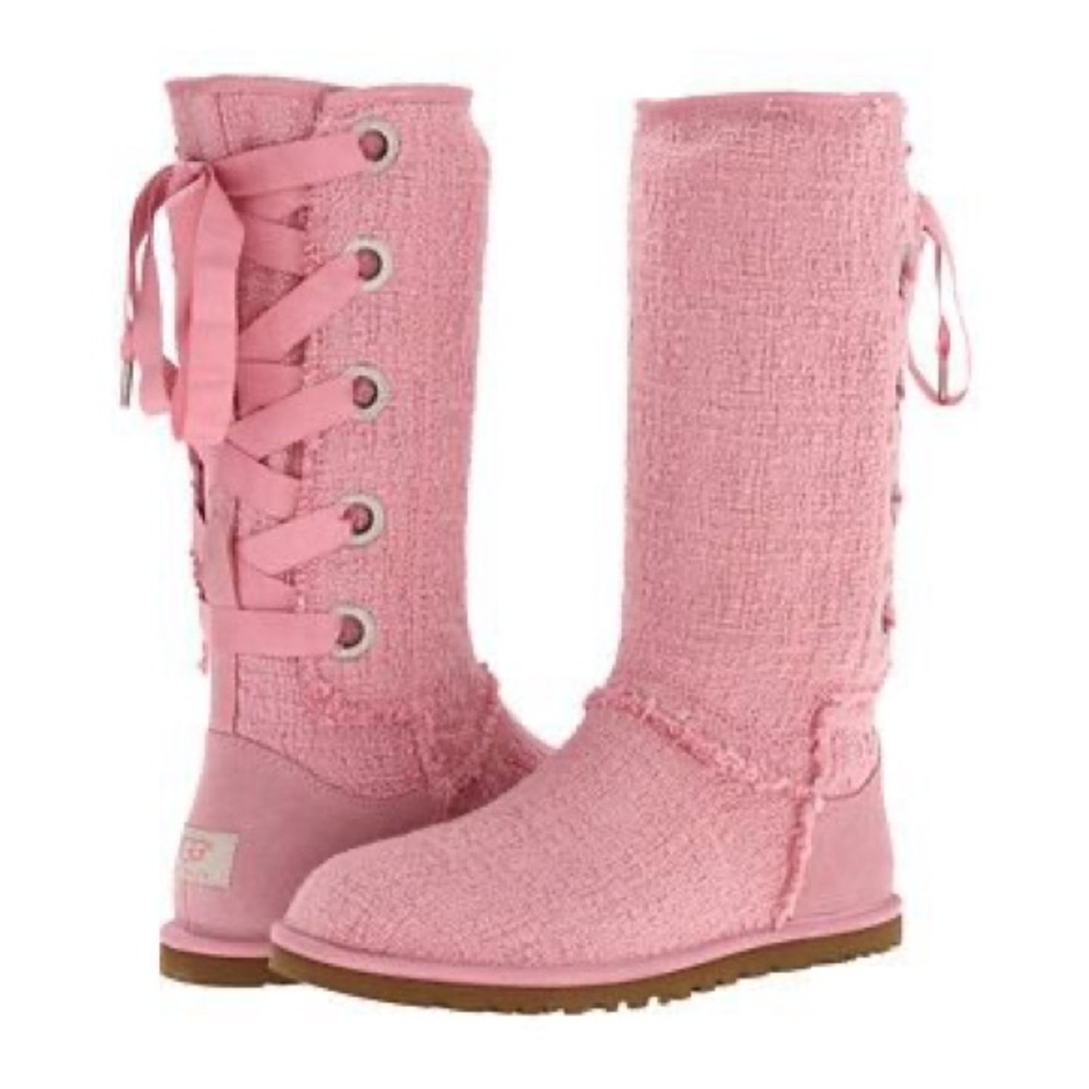 NWOB Lace Up UGGS sz 9